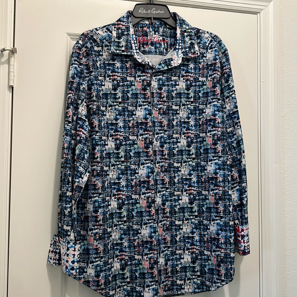 Robert Graham shirt size large 92% polyester and 8% spandex